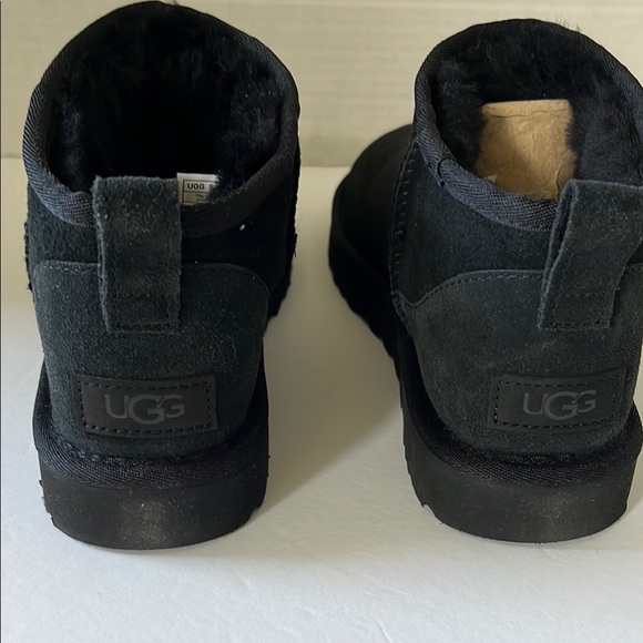 UGG Womens Classic Ultra Mini Boot - Picture 6 of 6